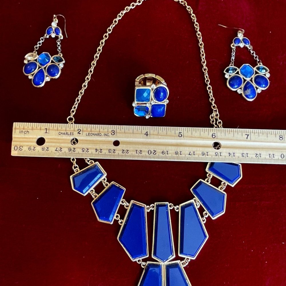 Set of Chico's blue choker with matching earrings and ring